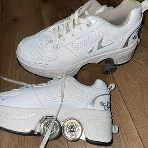 Rollerblading on the go sneakers white